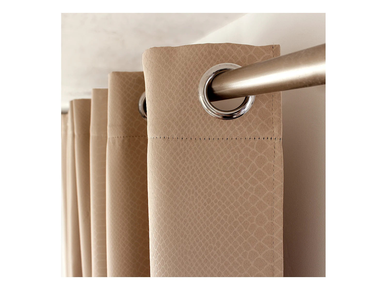 Lot de 2 rideaux occultants, avec oeillets, 140x240cm, beige naturel, motif écaille, collection Crocodile