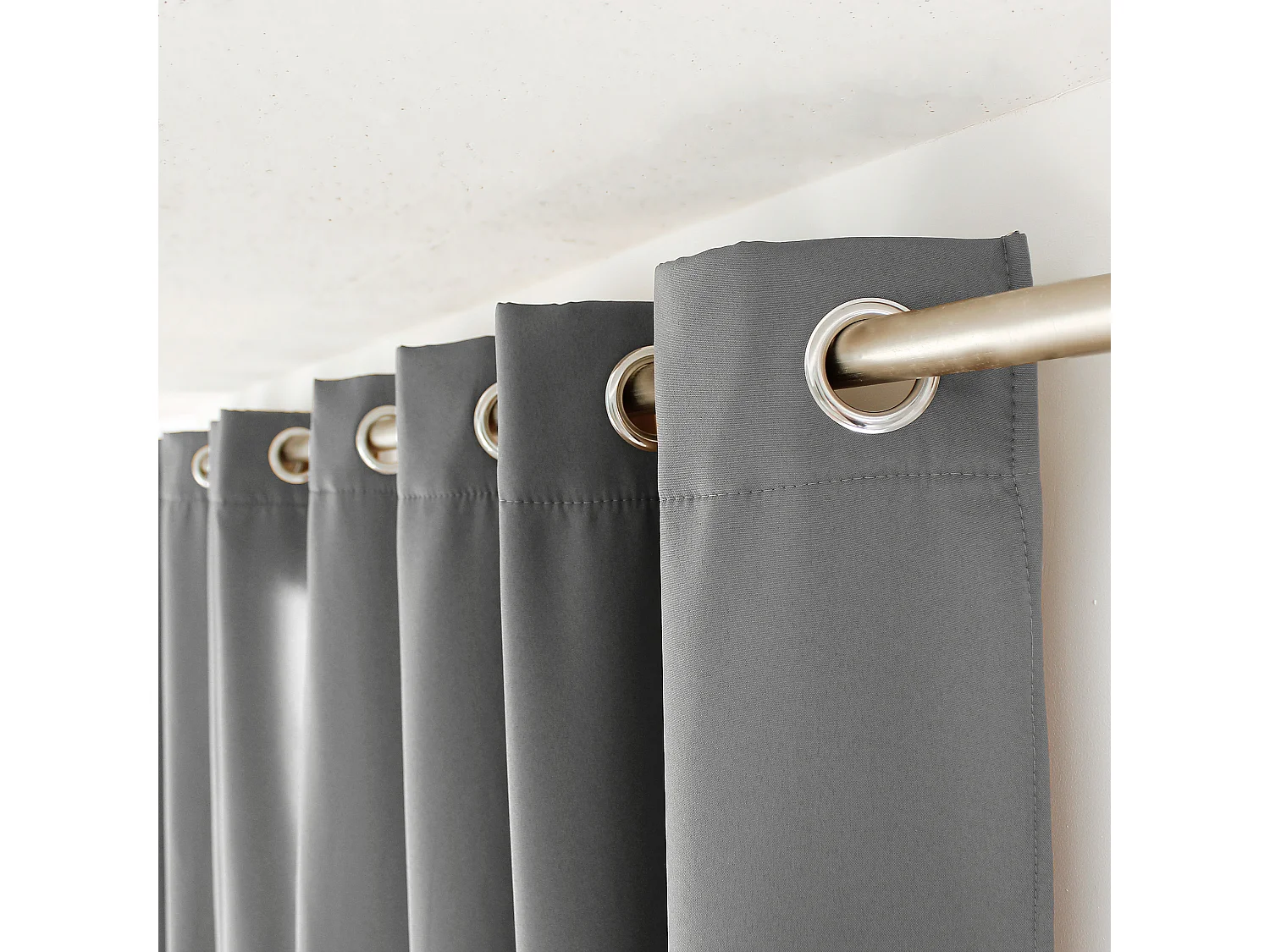Lot de 2 rideaux thermique avec oeillets, gris clair, 135x180cm, 100% polyester, collection Glacier