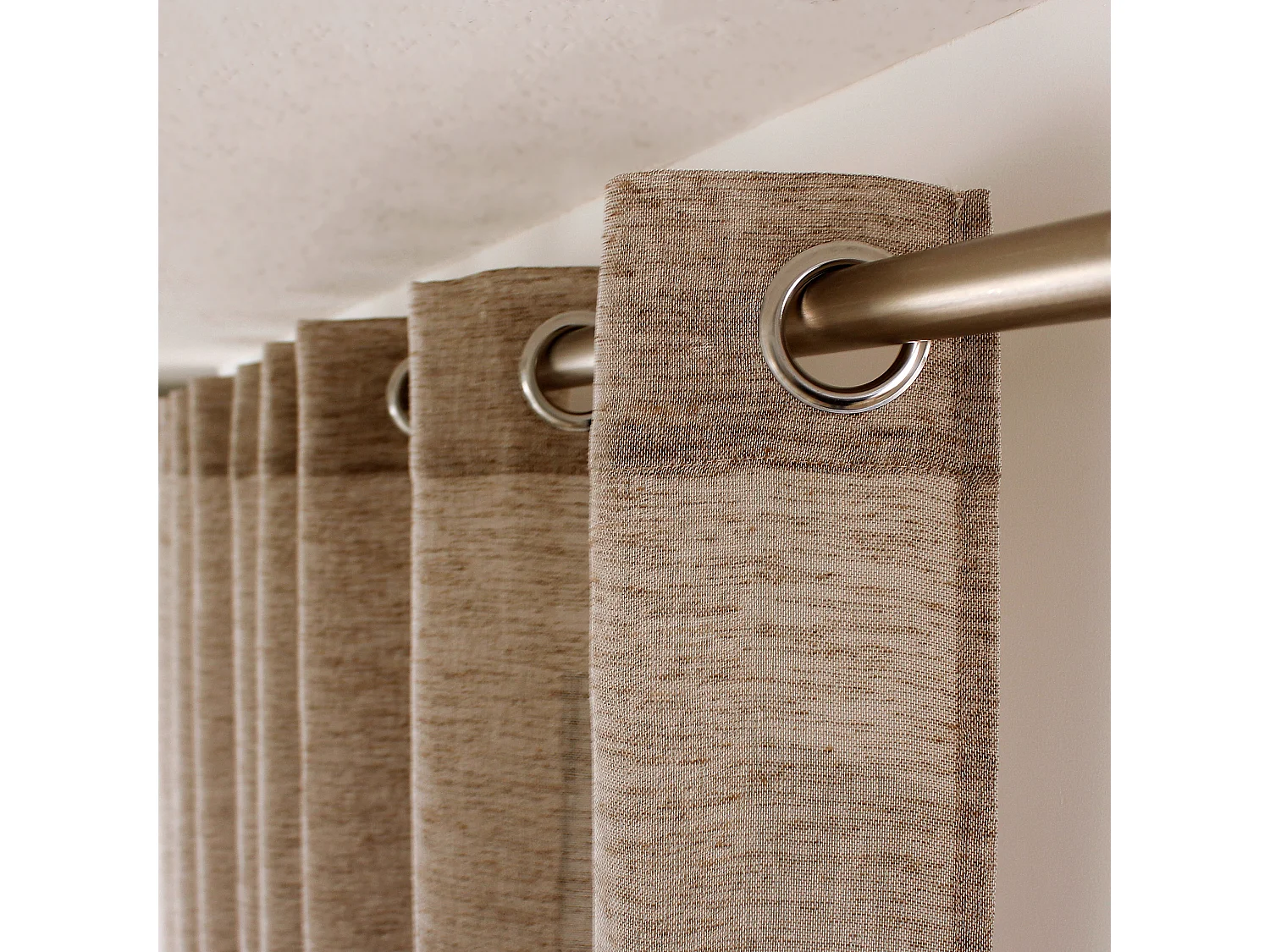 Lot de 2 voilages à œillets, 140x240cm, marron chocolat, effet lin, collection Maya