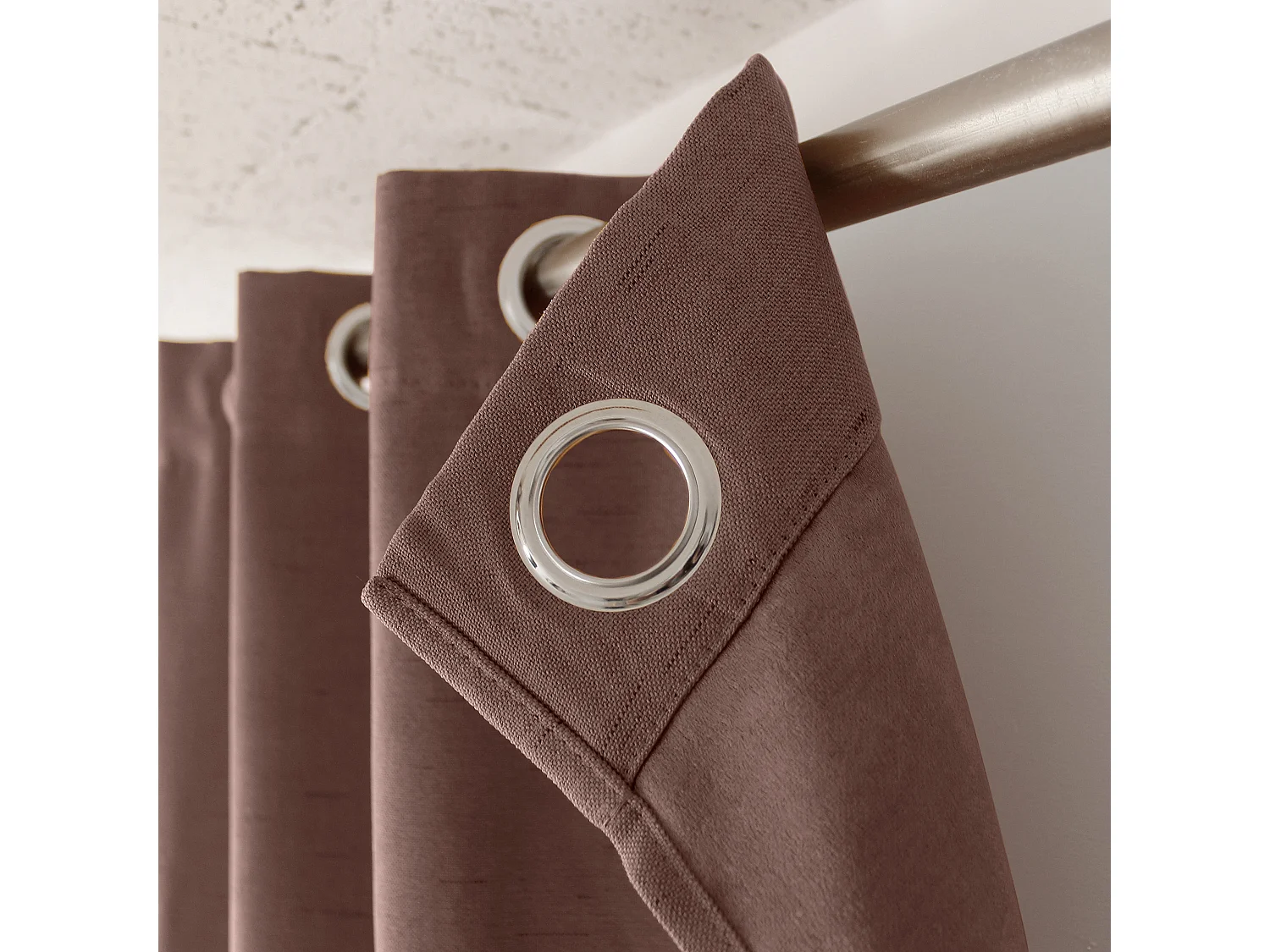 Lot de 2 rideaux obscurcissant thermique fileté avec oeillets, marron glacé, 140x240cm, 100% polyester, collection Floppy