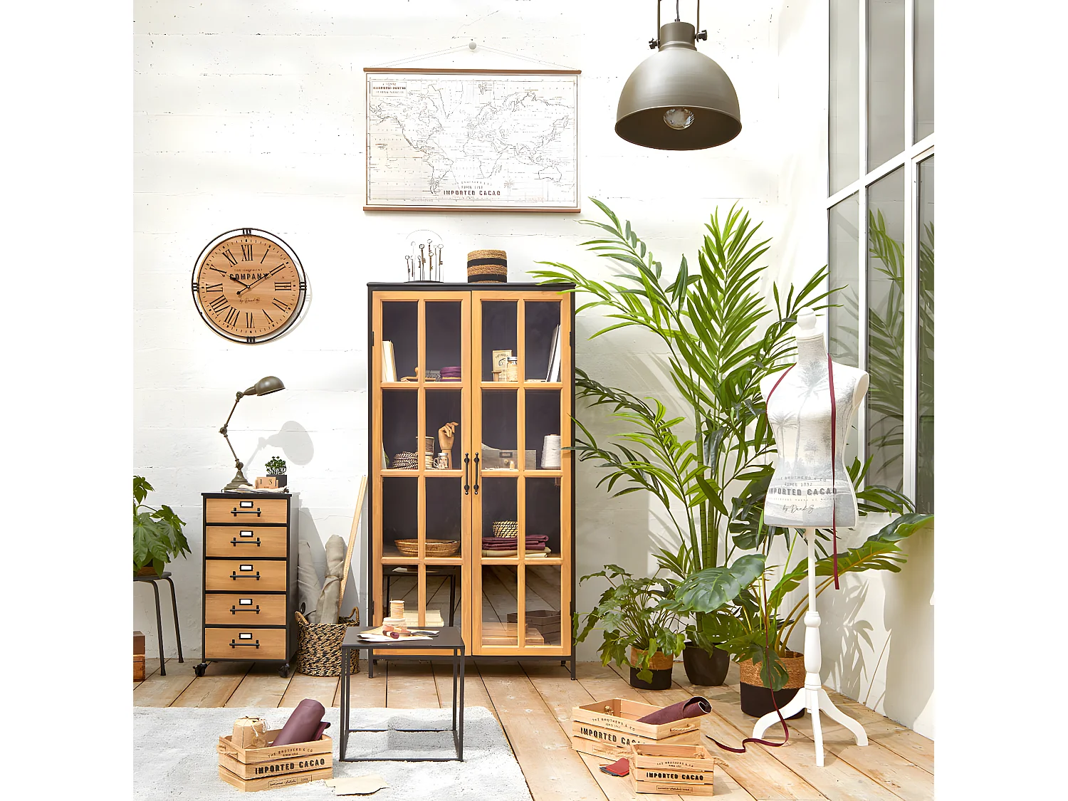 Lampe de bureau en métal couleur noire - L.32 x l.15 x H.55 cm