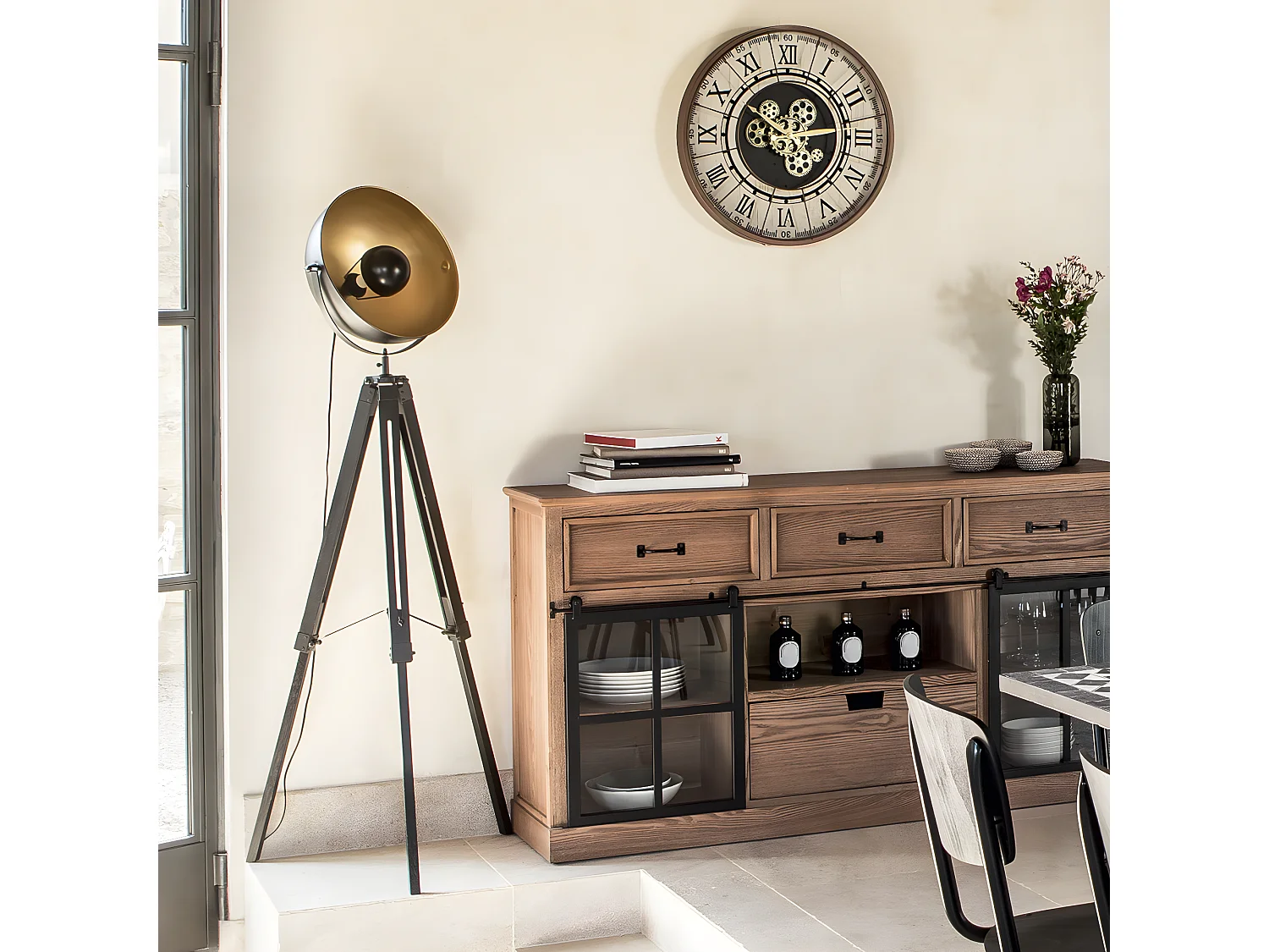 Lampadaire trepied en paulownia coloris noir - D. 67 x H. 162 cm