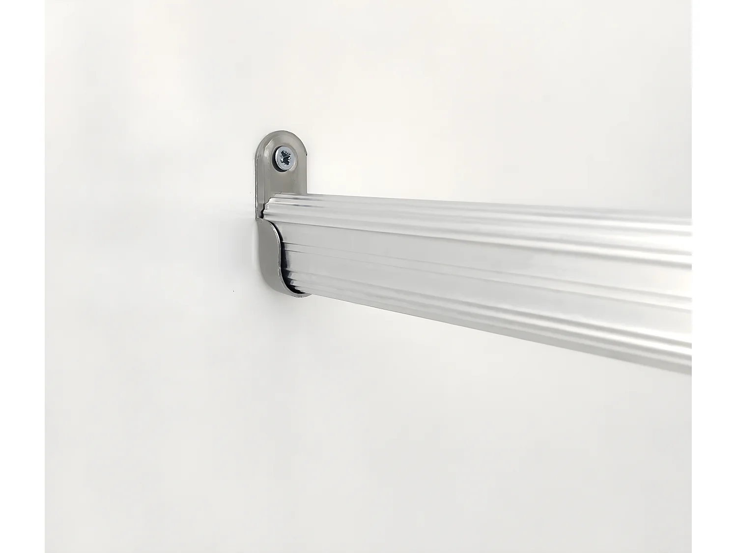 Armoire placard / meuble de rangement coloris Cambrian - Hauteur 180 x Longueur 74 x Profondeur 50 cm