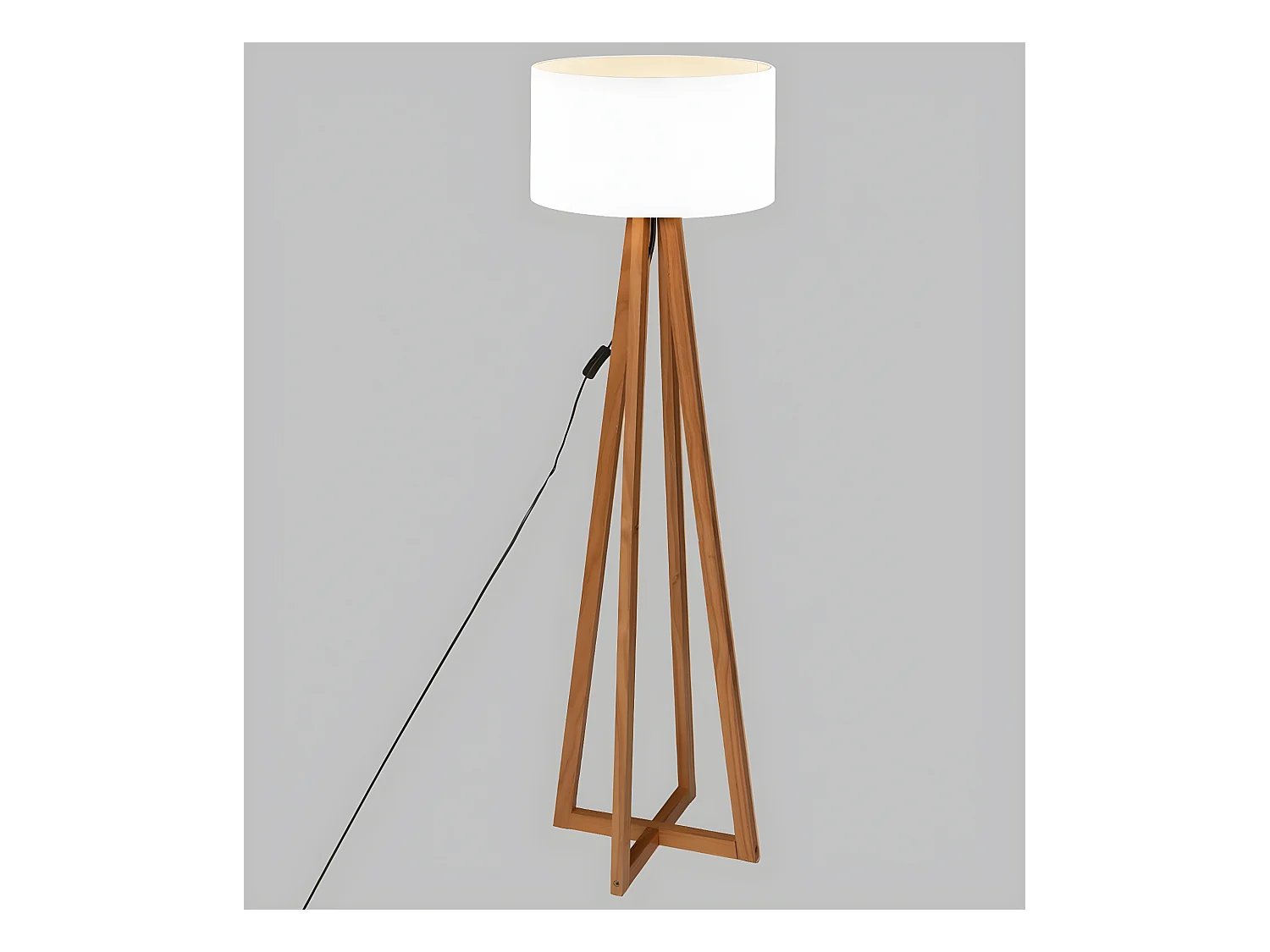 Lampadaire en bois coloris blanc - Diamètre 39,5 x Hauteur 141 cm