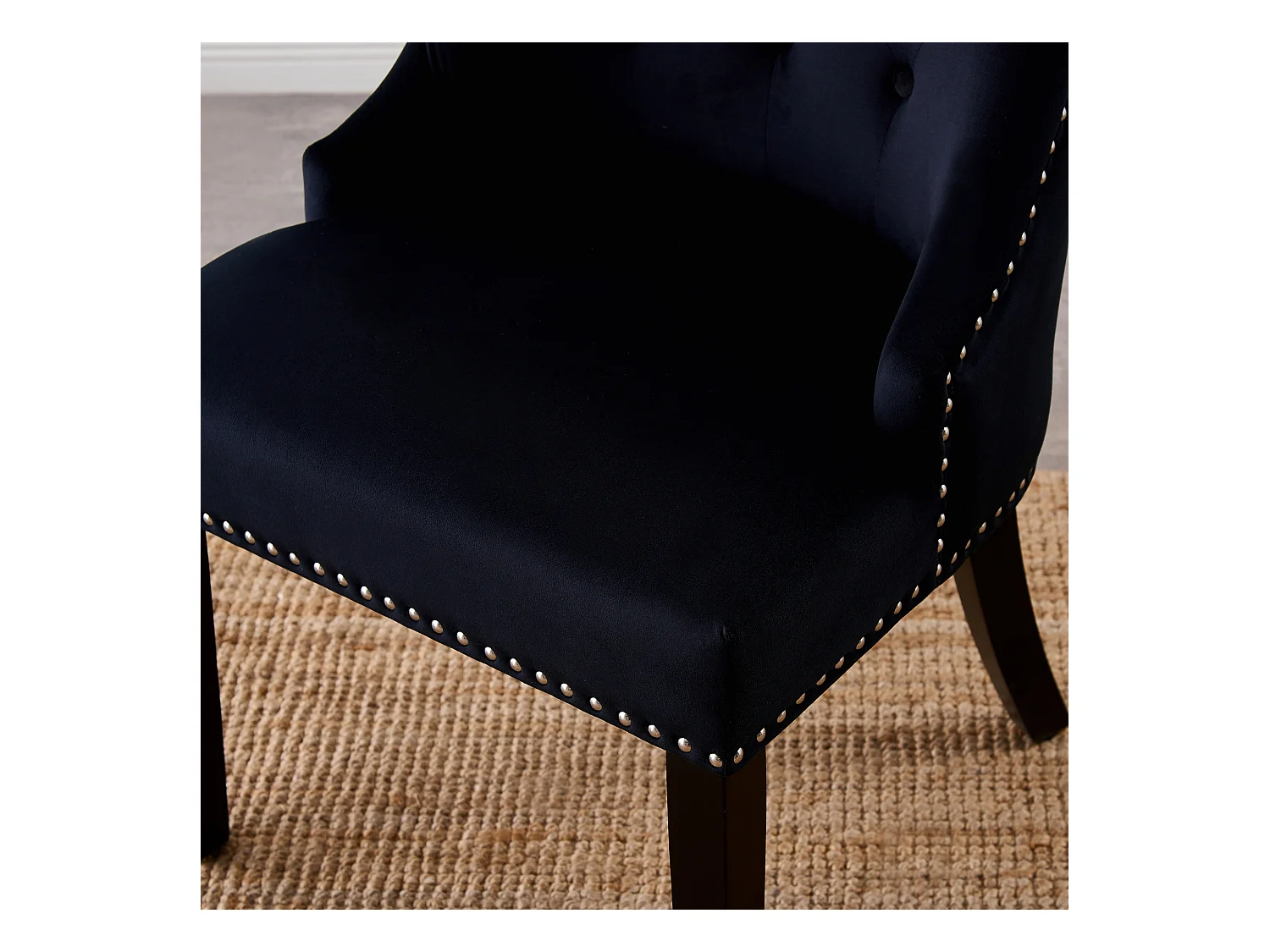 Lot de 6 chaises de salle à manger Windsor - Revêtement en velours et pieds robustes en bois massif - Parfaites pour votre salle à manger et votre salon - Noir