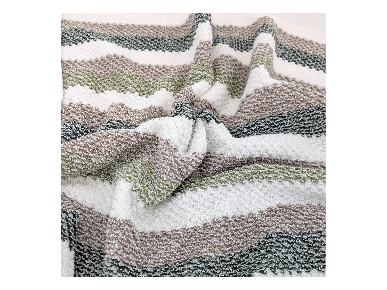 Drap de bain 100x150 cm pur coton collection VISTA blanc vert