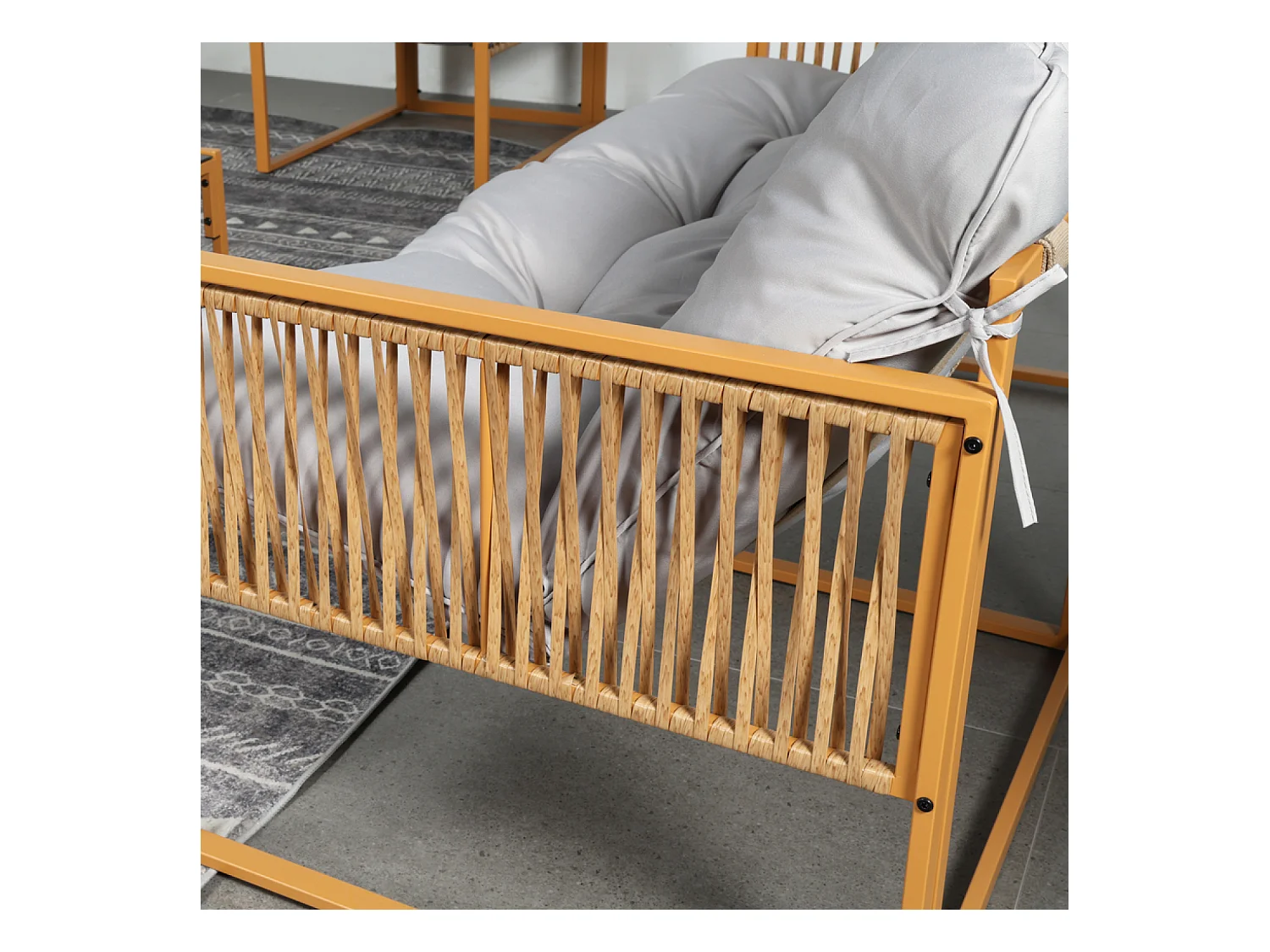 Salon de jardin 8 places effet rotin coussins gris clair TURINI