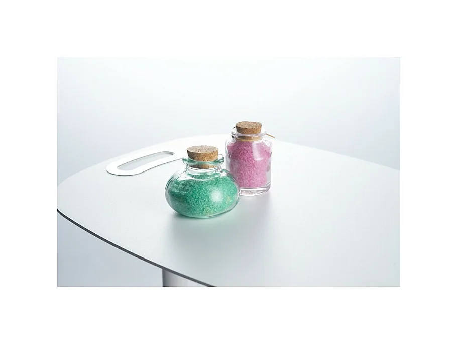 Table d'appoint à roulettes EVI : design scandinave, robuste, pratique et fonctionnelle