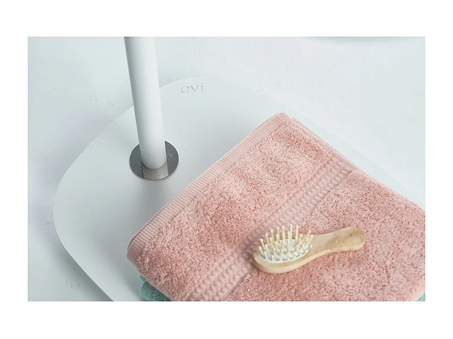 Table d'appoint à roulettes EVI : design scandinave, robuste, pratique et fonctionnelle