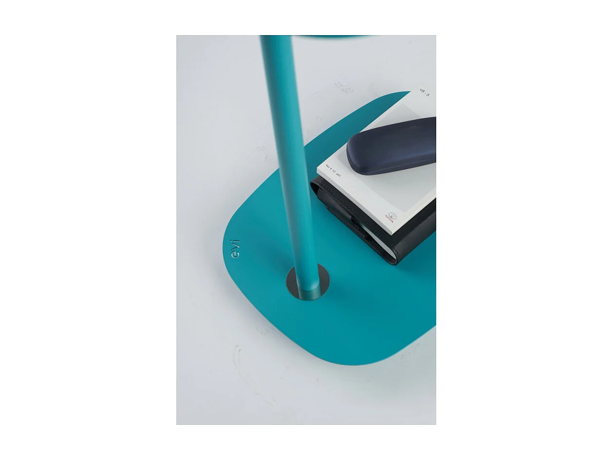 Tavolino con ruote EVI - design scandinavo, compatto, pratico e funzionale