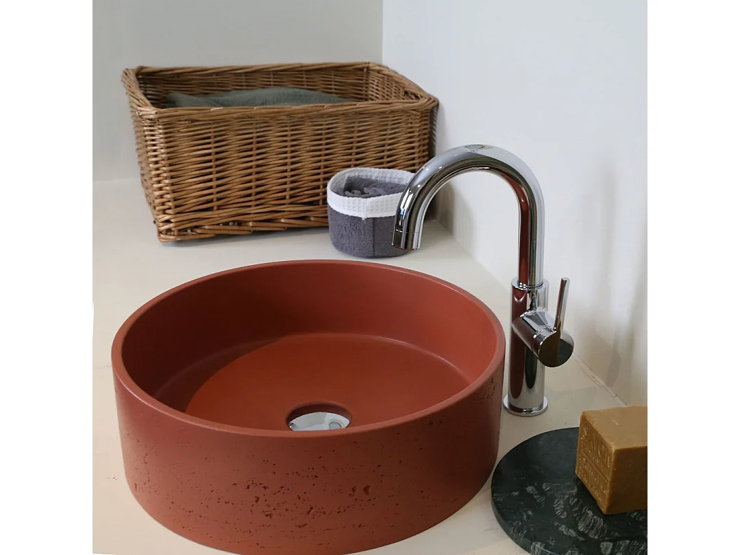 Umywalka nablatowa z betonu terakotowego - Essebagno