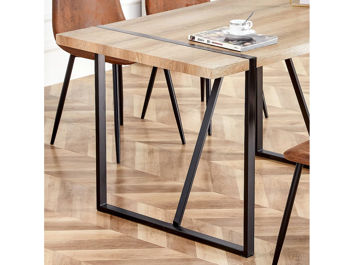 Table à manger-138×76×76 cm, moderne, pour 4-6 personnes, pieds en métal, Brun