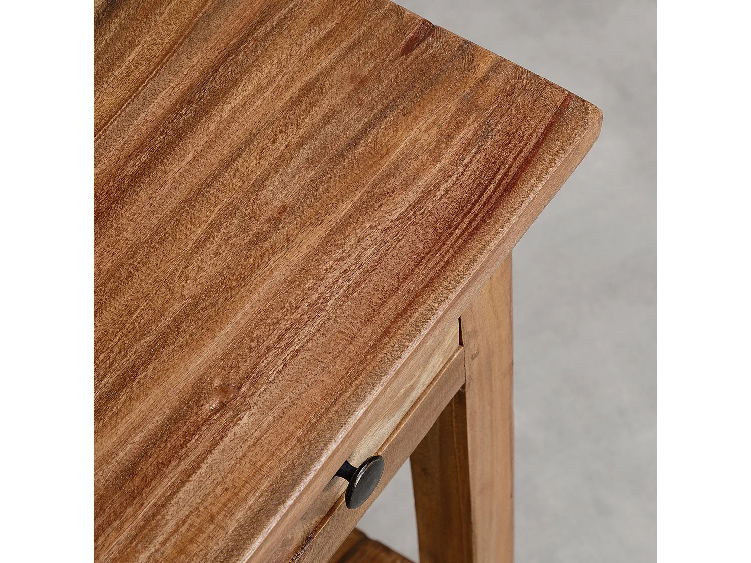 Table d'appoint GERBIER H 66 cm, en acajou, coloris rustique avec 1 tiroir et 1 étagère style campagne