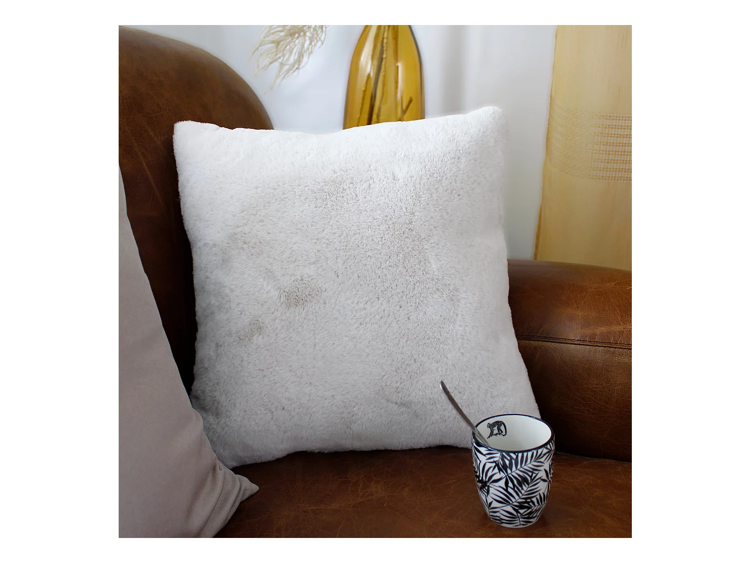 Lot de 2 coussins carré, fausse fourrure recto verso, 40x40cm, blanc, Collection Rabbit