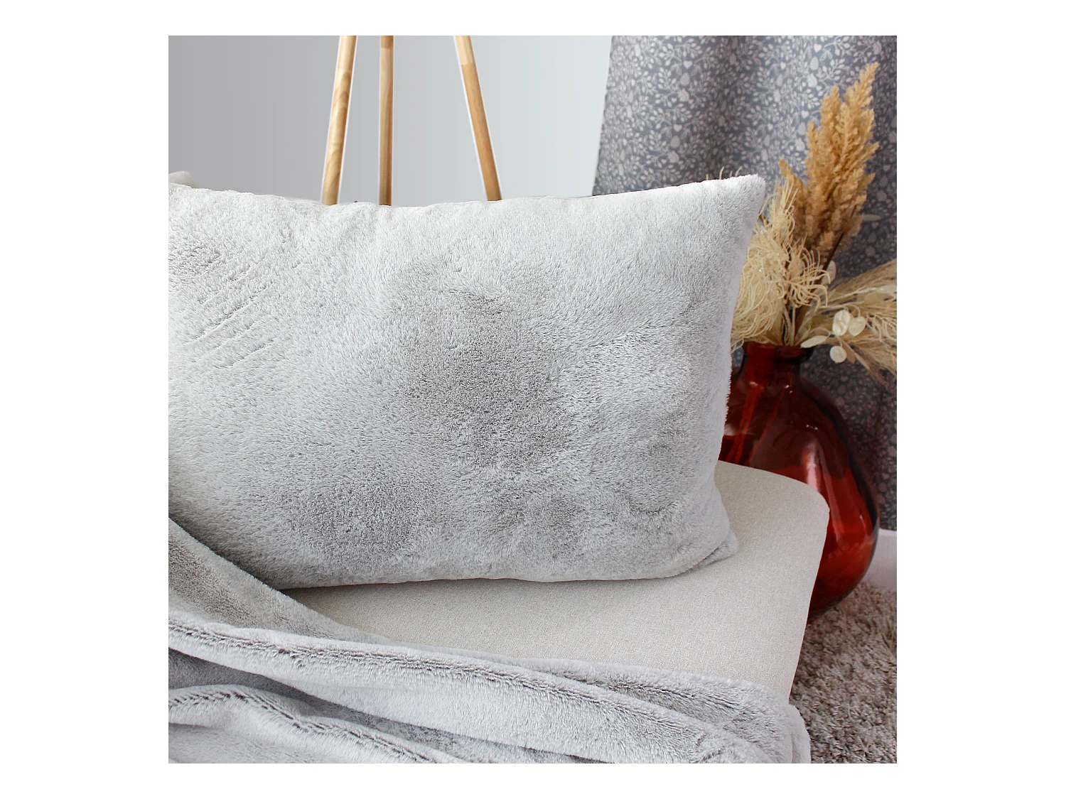 Lot de 2 coussins rectangulaires,  imprimés fausse fourrure, 65x50cm, gris, collection Rabbit