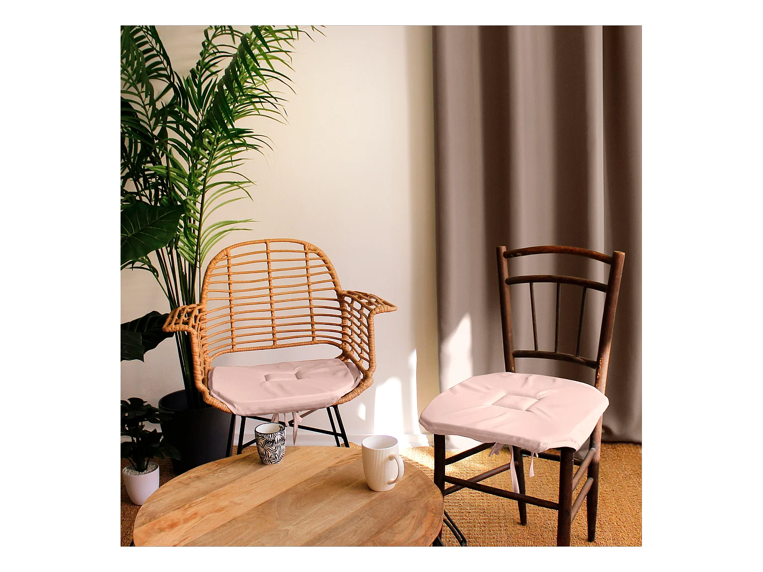 Lot de 4 galettes de chaise à rabat, 40x40 cm, vieux rose, avec nouettes, 100% polyester certifié oeko-tex, collection Basic