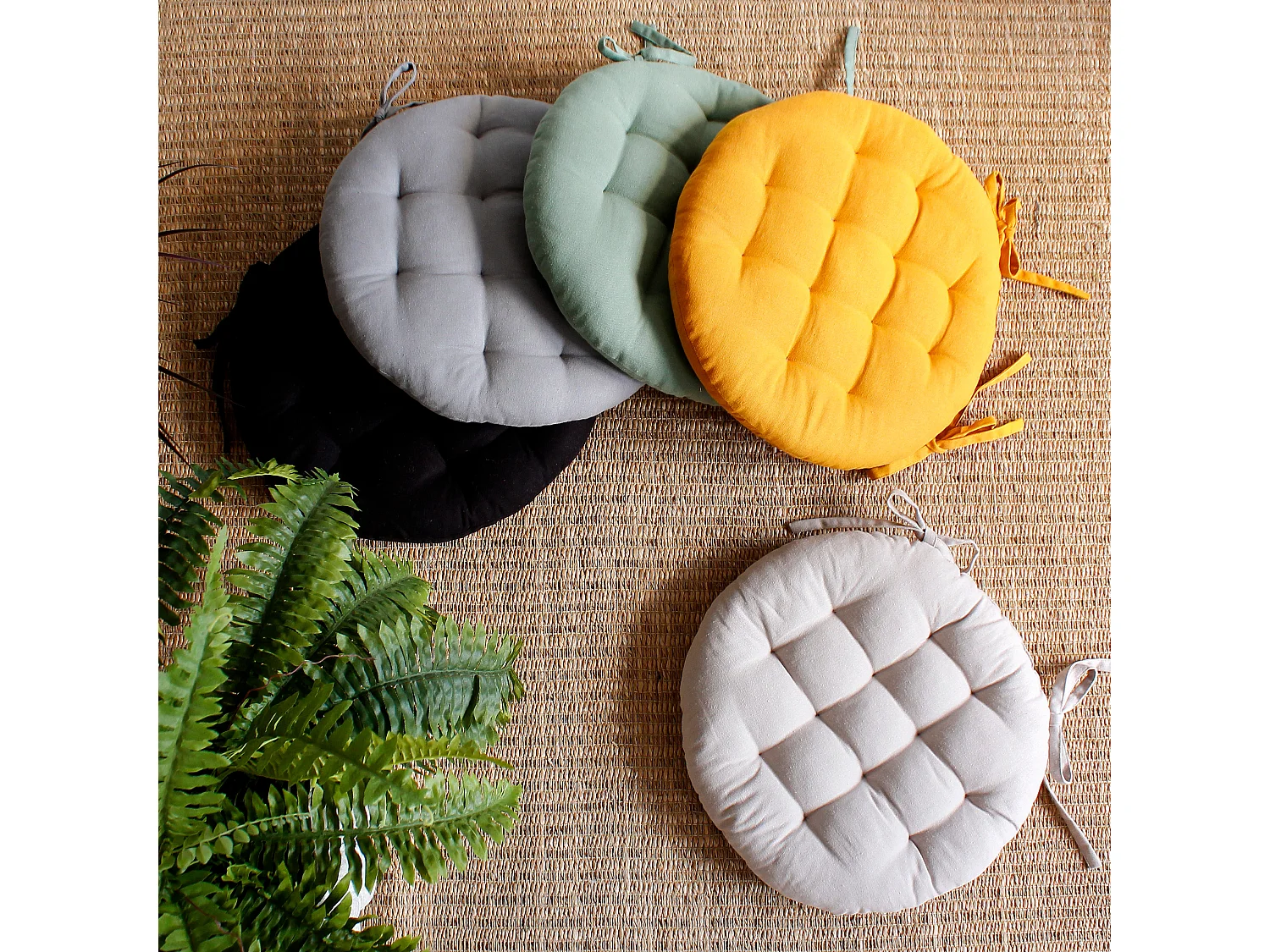 Lot de 4 Galettes Piquées, ronde 38cm, Avec nouettes, 100% coton, Collection Panama, CMADECO - Gris