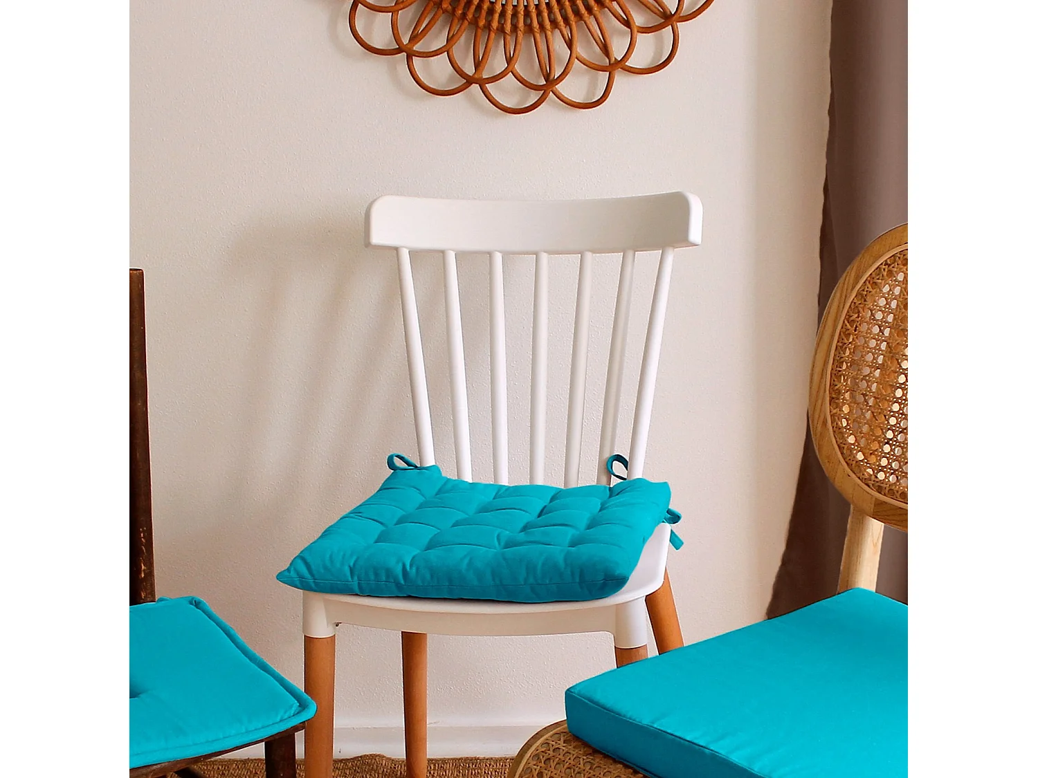 Lot de 6 galettes piquées, carré 38x38cm, turquoise, avec nouettes, 100% coton, collection Panama