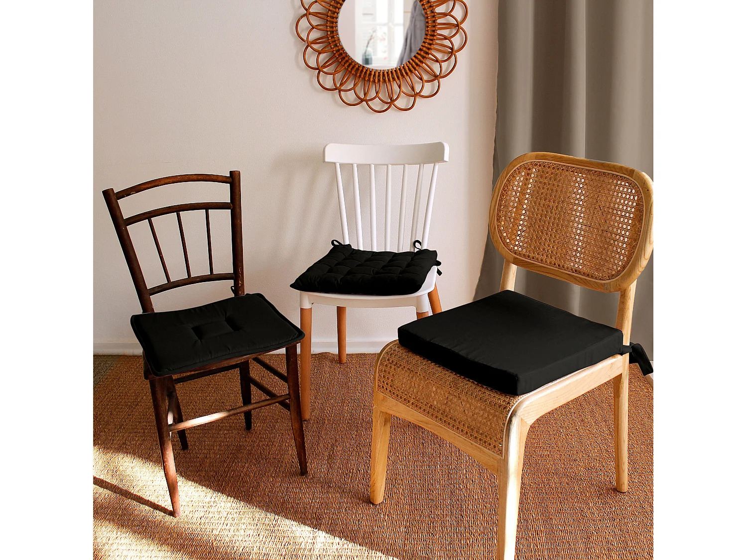 Lot de 6 galettes piquées, carré 38x38cm, noir, avec nouettes, 100% coton, collection Panama