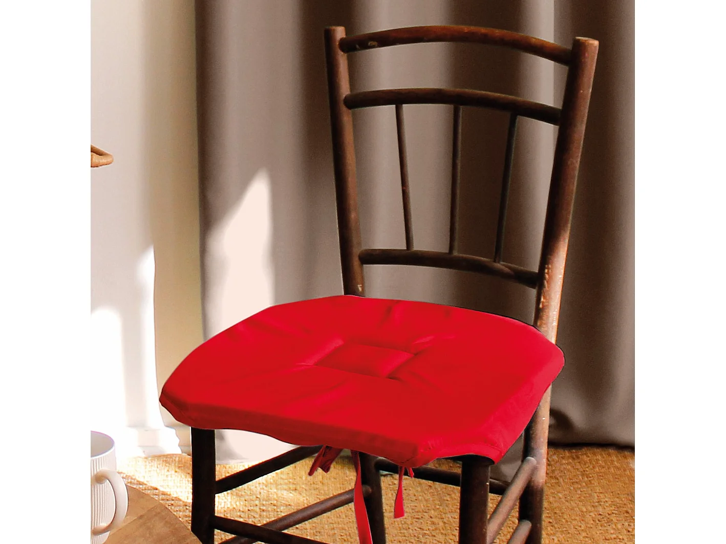 Lot de 4 galettes de chaise à rabat, 40x40 cm, rouge, avec nouettes, 100% polyester certifié oeko-tex, collection Basic