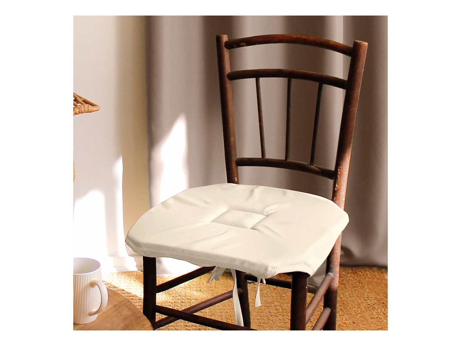 Set van 4 flapstoelkussens, 40x40 cm, ecru, met noesten, 100% oeko-tex gecertificeerd polyester, Basic collectie