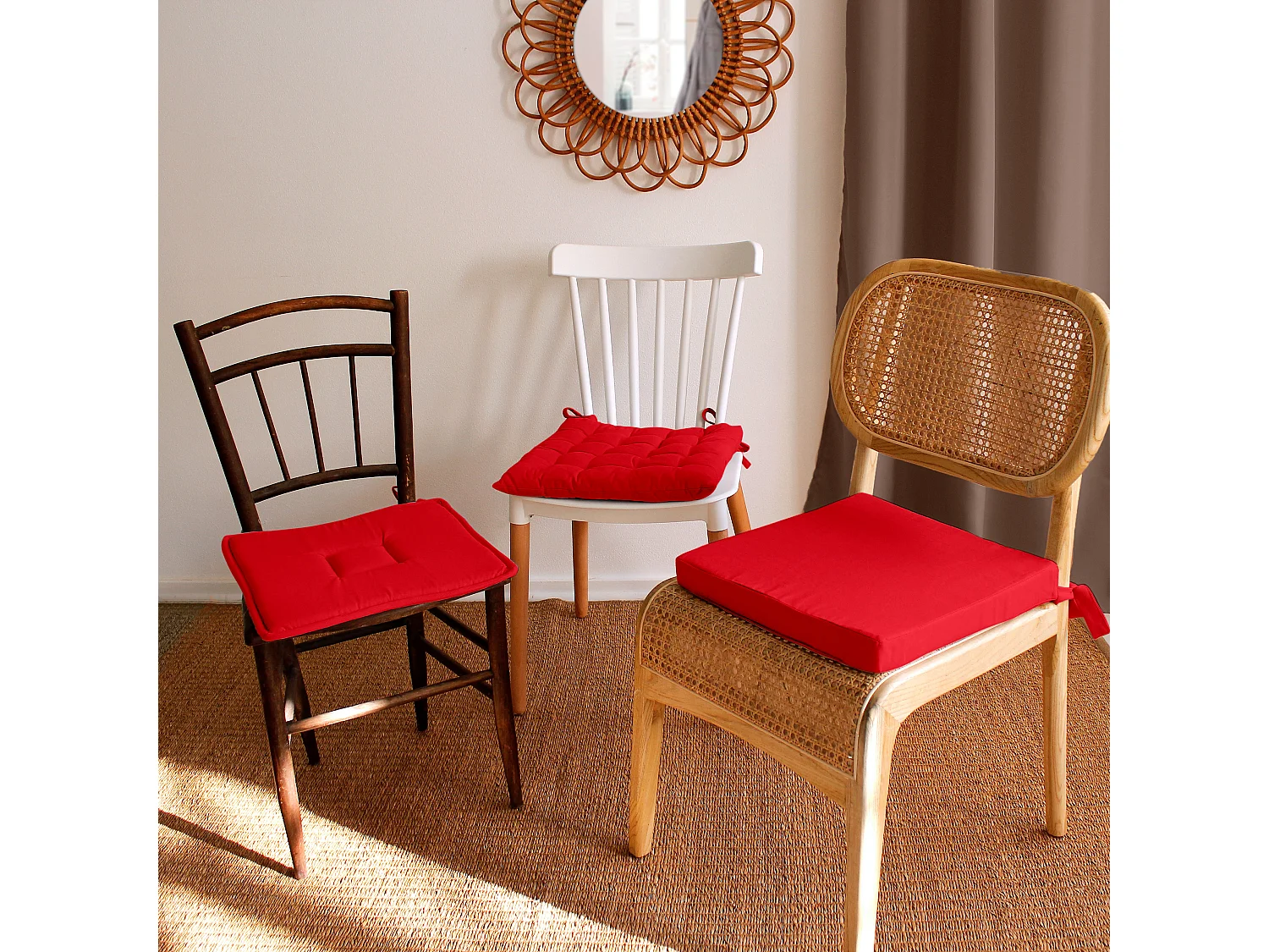 Lot de 6 galettes piquées, carré 38x38cm, rouge, avec nouettes, 100% coton, collection Panama