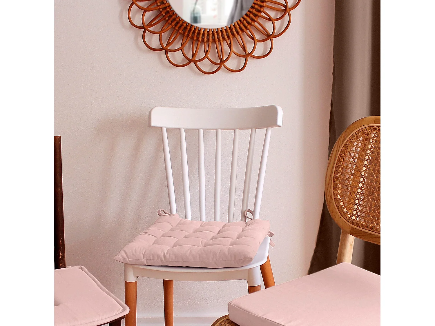 Lot de 6 galettes piquées, carré 38x38cm, vieux rose, avec nouettes, 100% coton, collection Panama