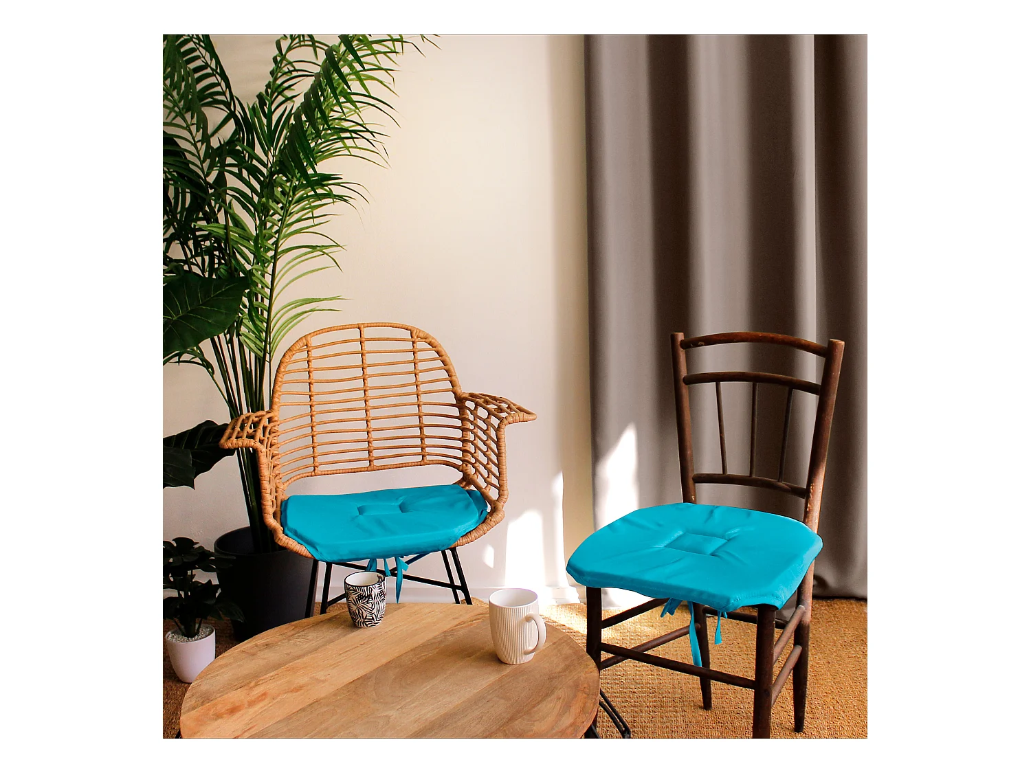 Lot de 4 galettes de chaise à rabat, 40x40 cm, turquoise, nouettes, 100% polyester certifié oeko-tex, collection Basic