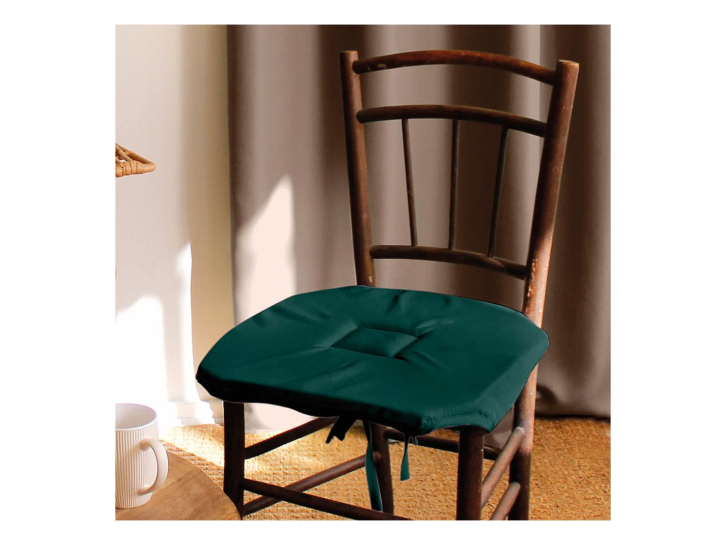 Set van 4 flapstoelkussens, 40x40 cm, donkergroen, noesten, 100% oeko-tex gecertificeerd polyester, Basic collectie