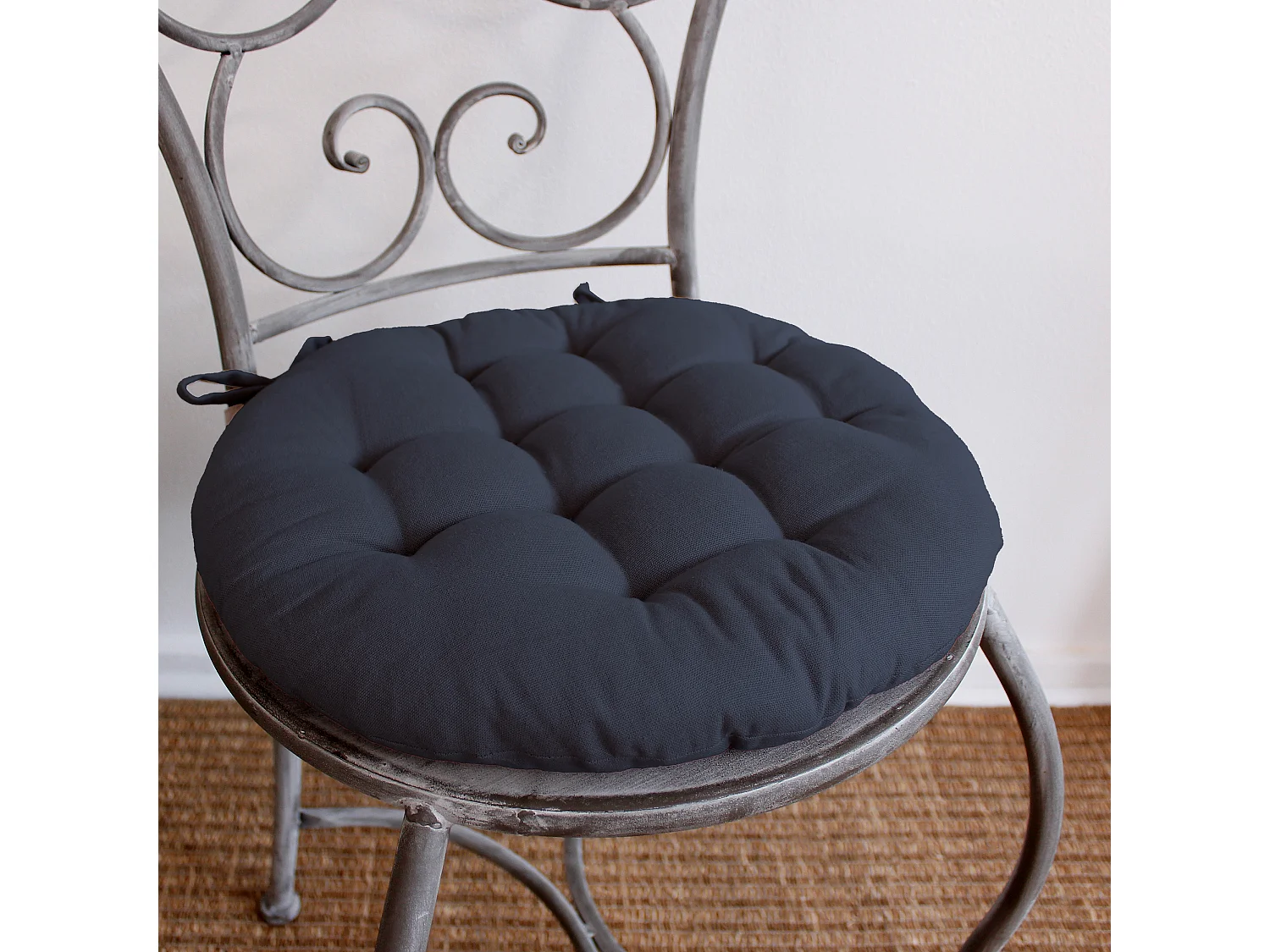 Lot de 4 galettes piquées, ronde 38cm, gris foncé, avec nouettes, 100% coton, collection Panama