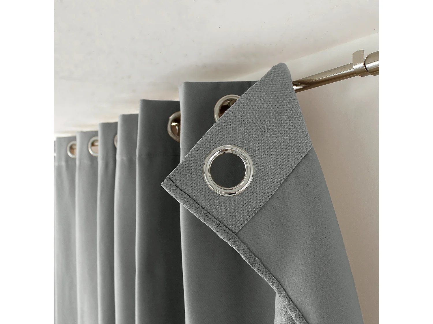 2 thermische gordijnen met oogjes, betongrijs, 135x240cm, fleece voering, collectie Nordica