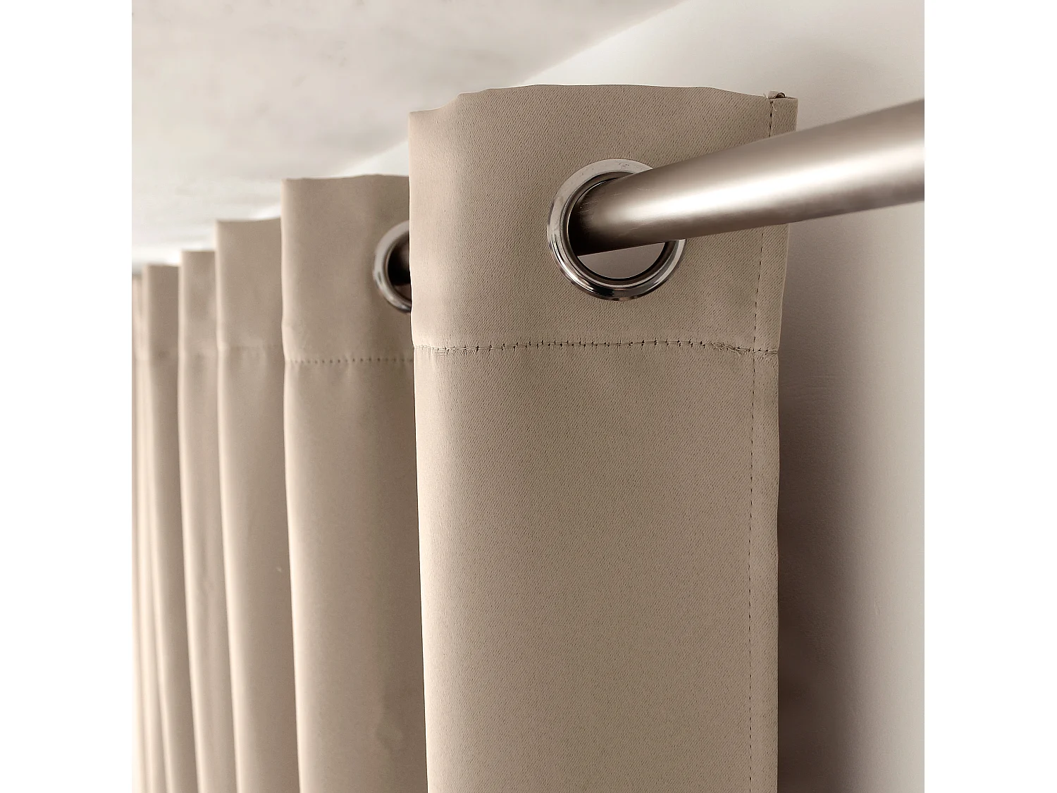 Lot de 2 Rideaux Occultant avec Œillets, Beige Naturel, 140x280cm, 100% polyester, Collection Réglisse