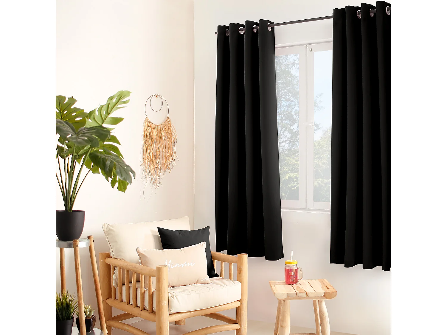 Lot de 2 rideaux thermique avec oeillets, noir, 140x180cm, 100% polyester, collection Glacier