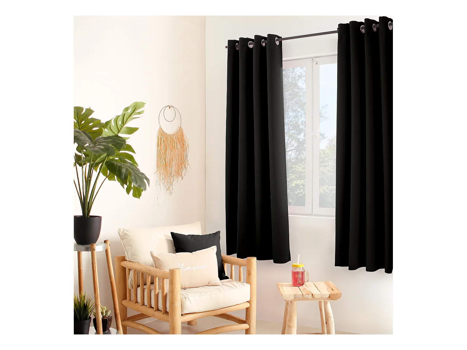 Lot de 2 rideaux occultant avec oeillets, noir, 140x180cm, 100% polyester, collection Réglisse
