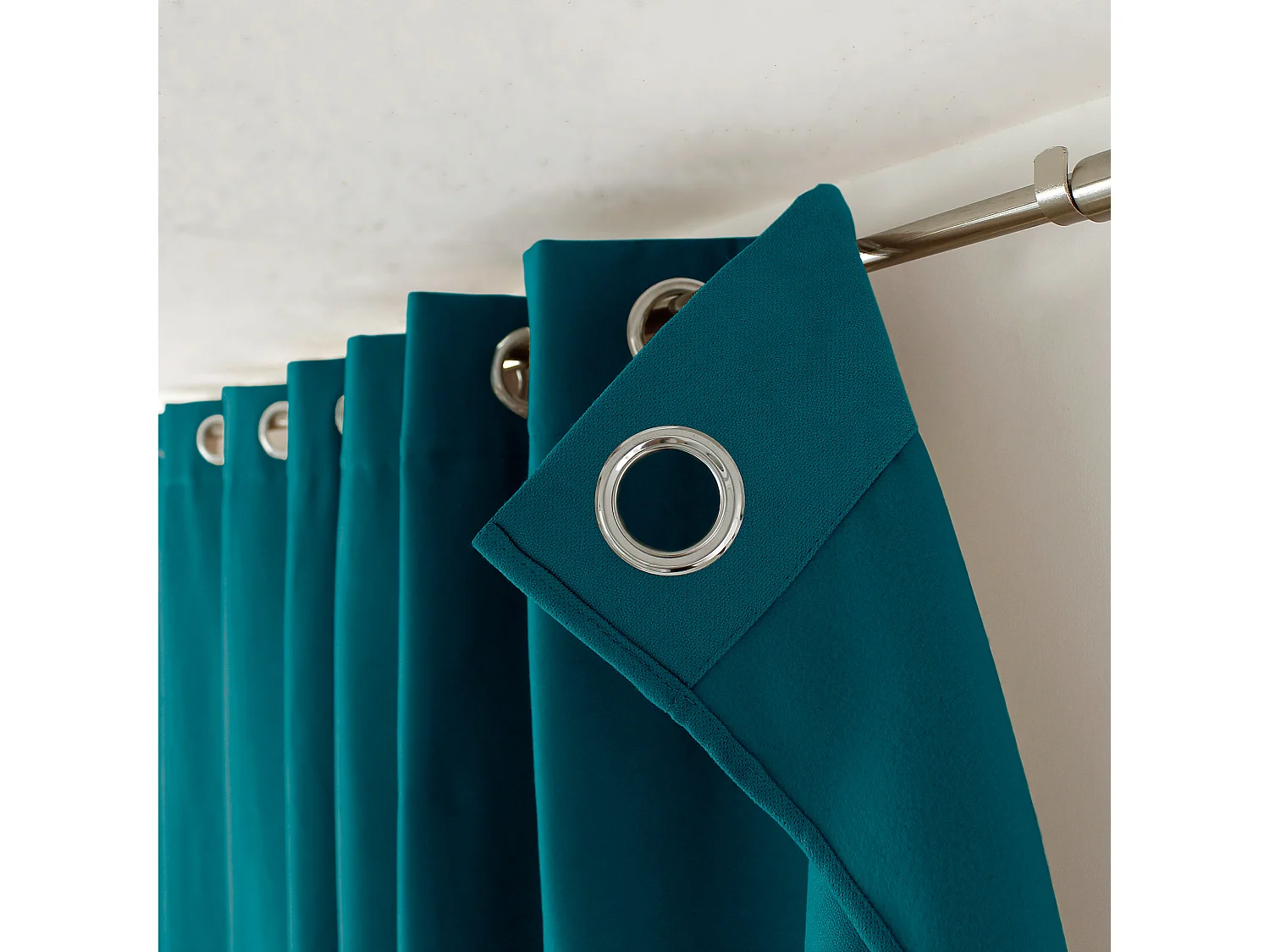 2 thermische gordijnen met zeilringen, eendblauw, 135x240cm, fleece voering, collectie Nordica