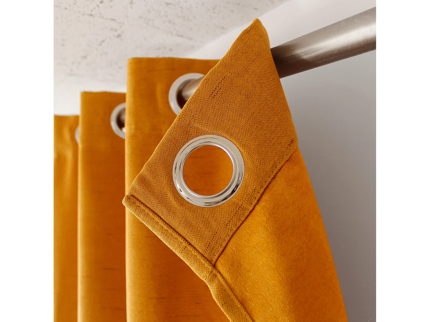 Lot de 2 Rideaux Obscurcissant Fileté avec Œillets, 140x240cm, 100% polyester, Collection Floppy, CMADECO - Jaune