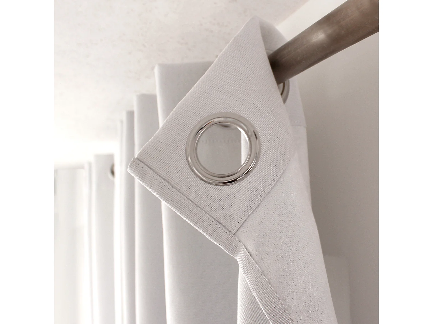 Lot de 2 rideaux obscurcissant thermique fileté avec oeillets, blanc, 140x240cm, 100% polyester, collection Floppy