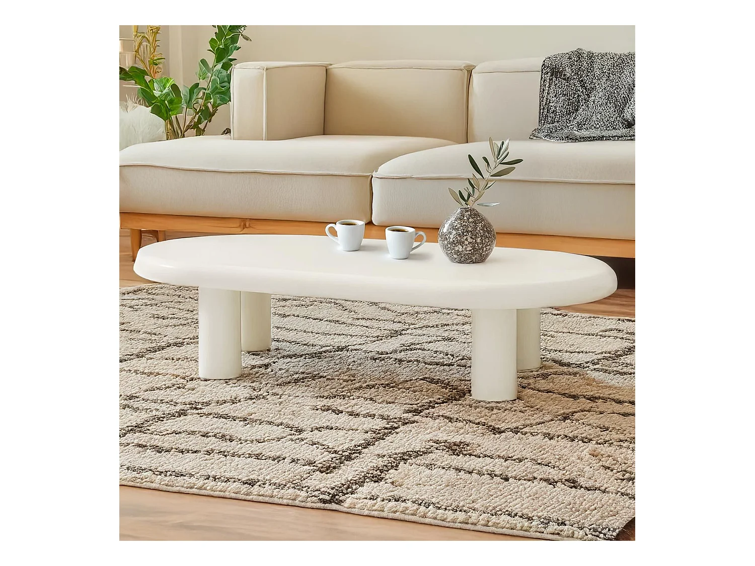 Table basse arrondie 160cm avec pieds colonnes Roady Crème