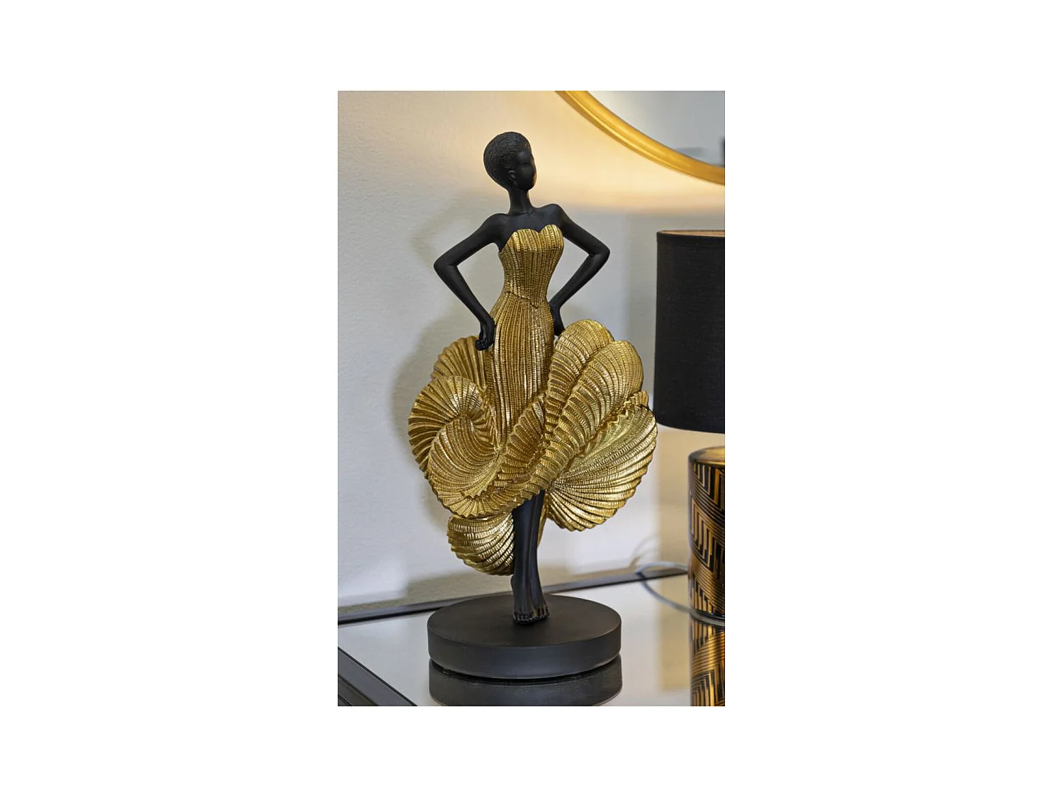 Beeldhouwwerk Danser 5, Goud, 16,5x15x36 cm, Seven Design