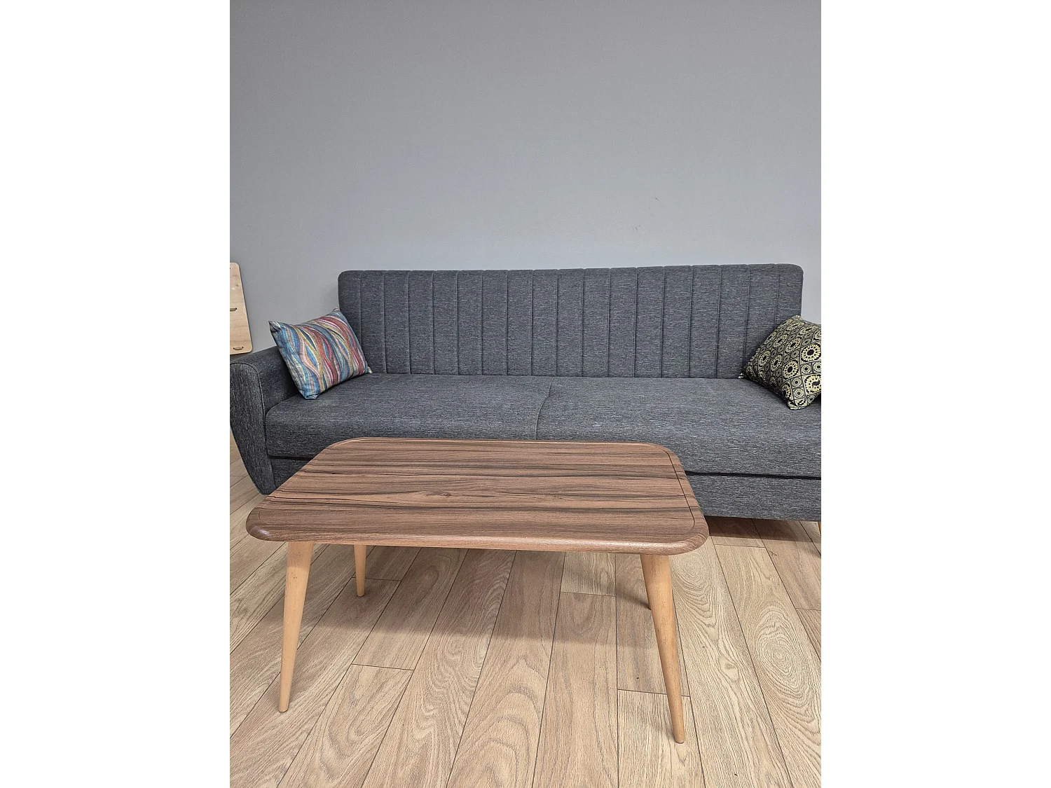 Bohemia Table Basse 90 cm avec Pieds en Bois (Noyer)
