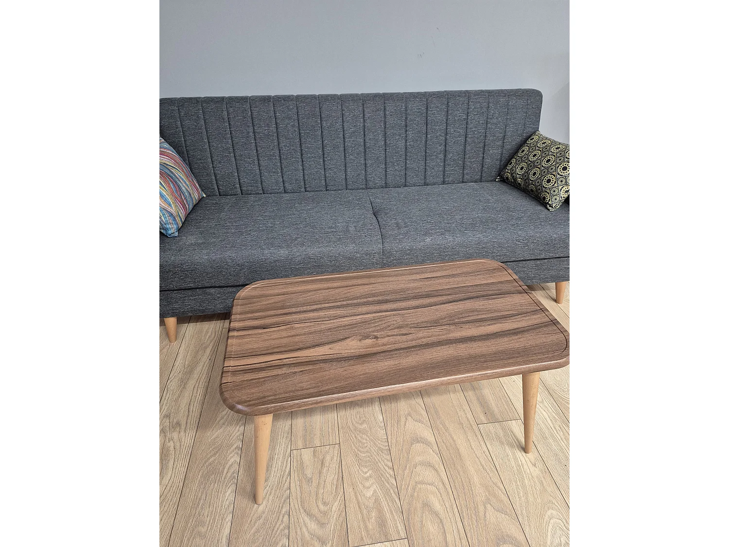 Bohemia Table Basse 90 cm avec Pieds en Bois (Noyer)