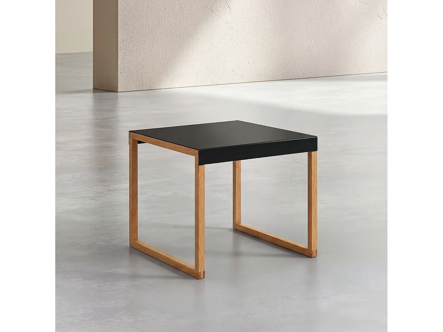 Table d'appoint en acier laqué - Noir - Design by Elling Ekornes & Trine Haddal
