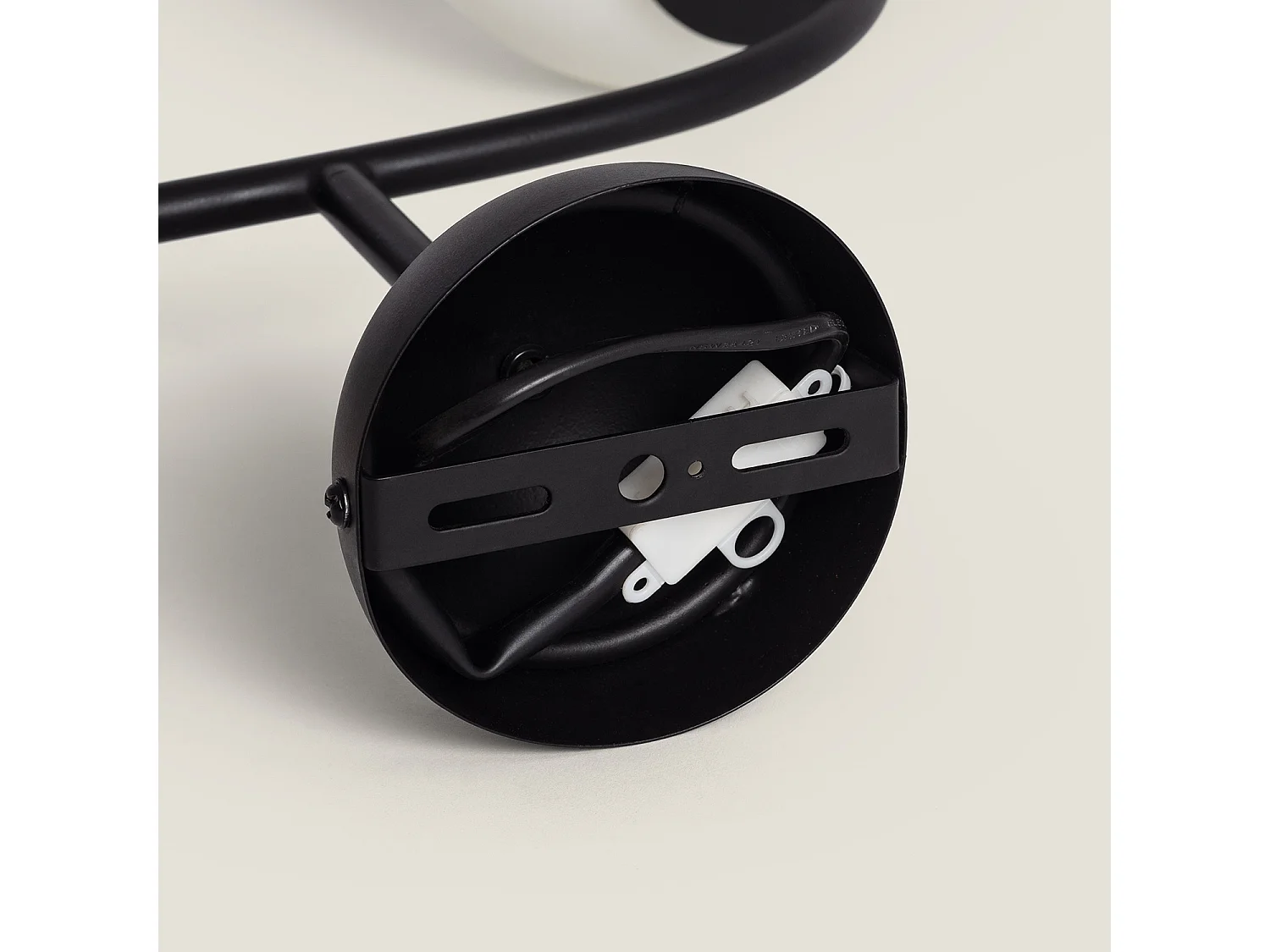 Aplique de Pared Metal Bradwall Negro