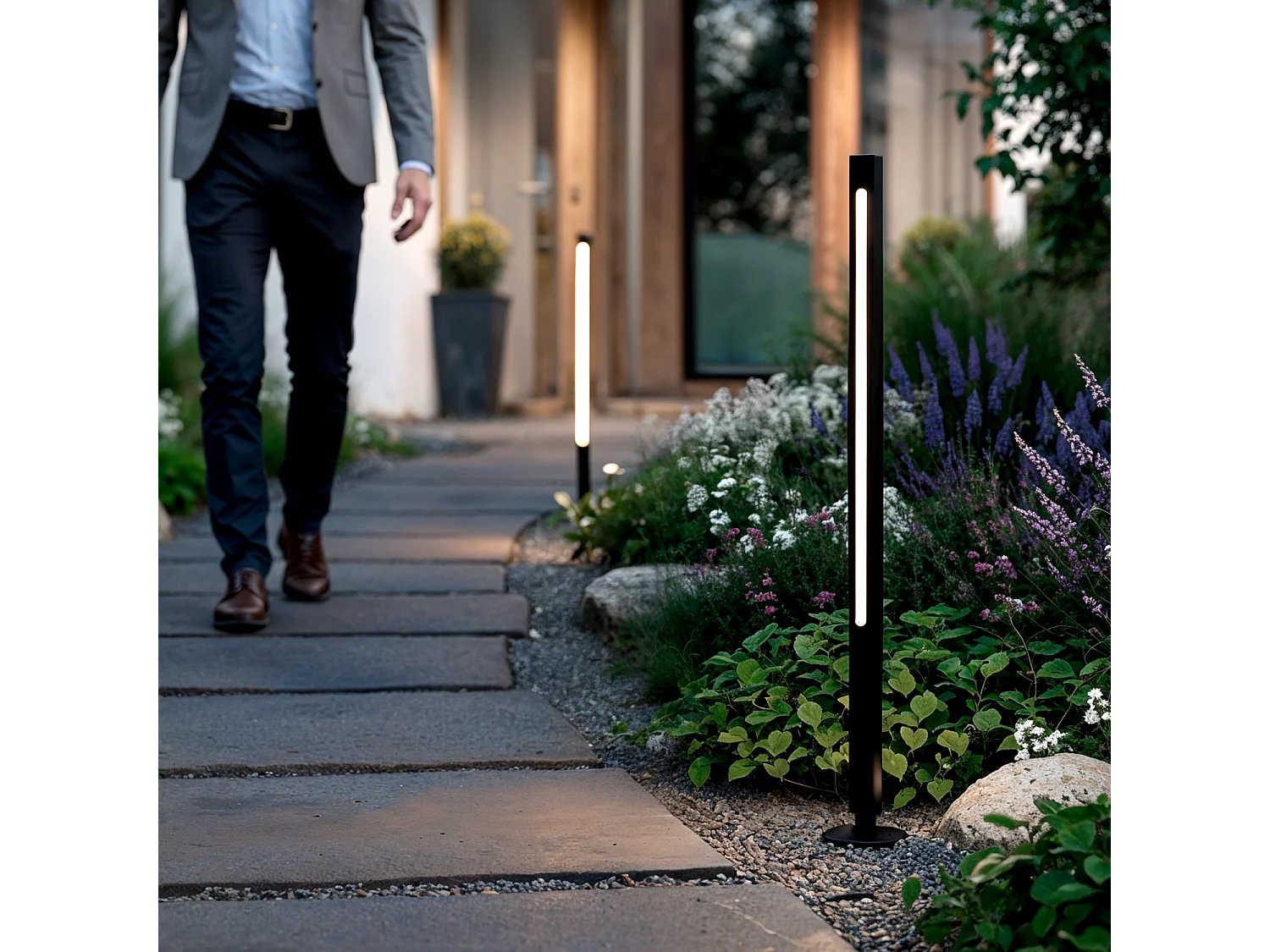 Baliza de Pie Exterior LED 12-24W 80-160 cm Superficie Calax 800 mm