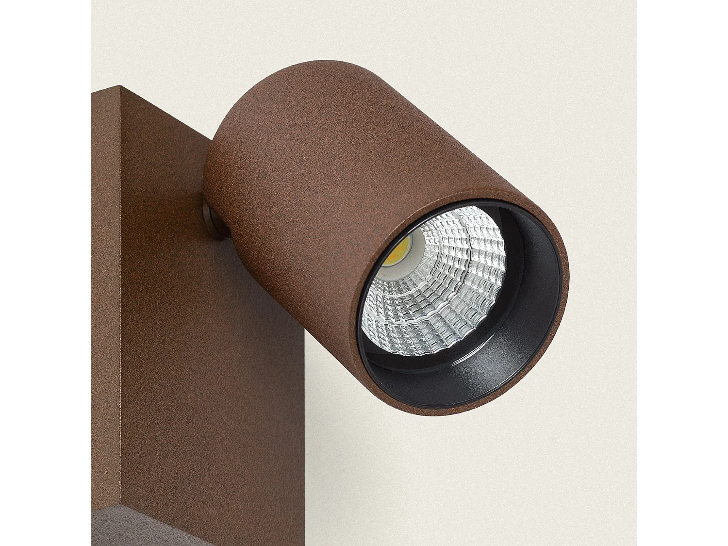 Applique Murale Extérieure LED 10W Aluminium CCT Sélectionnable Kuriya Rouille