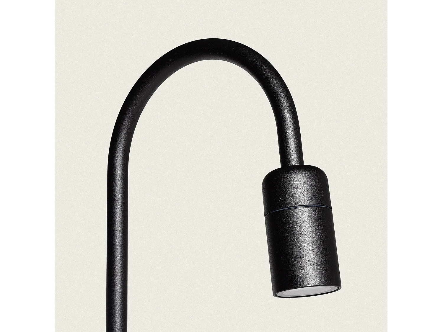 Lampioncino per Esterni LED 6W 60 cm Superficie Garmil Nero Opaco