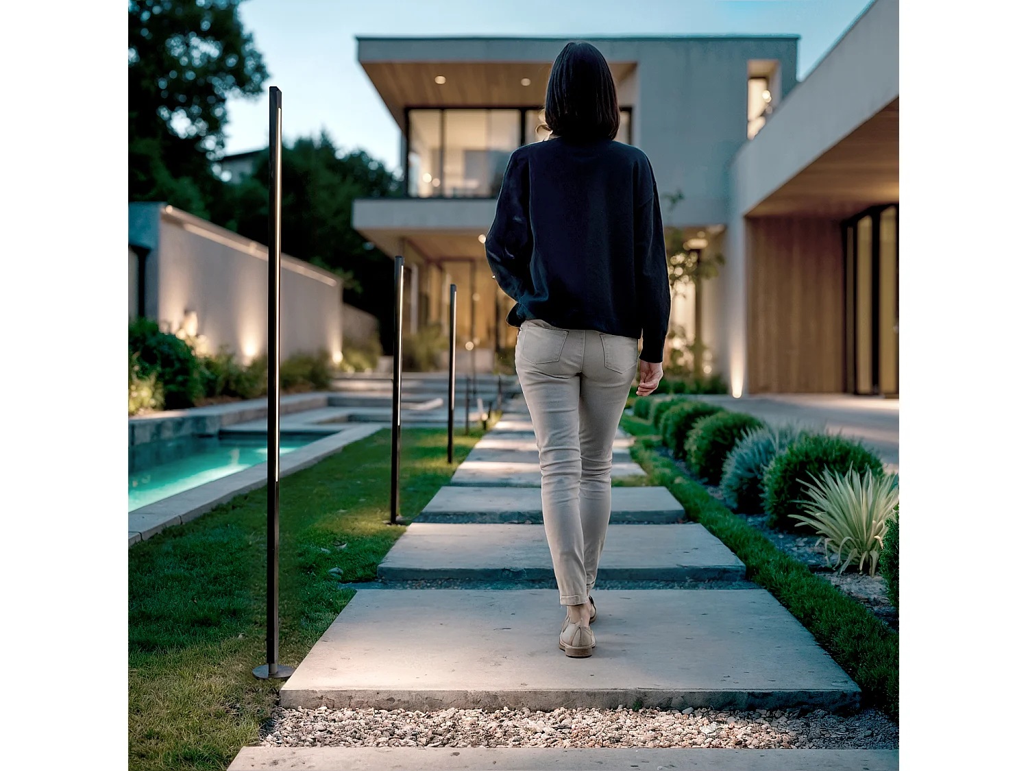 Baliza de Pie Exterior LED 12-24W 80-160 cm Superficie Calax 1600 mm