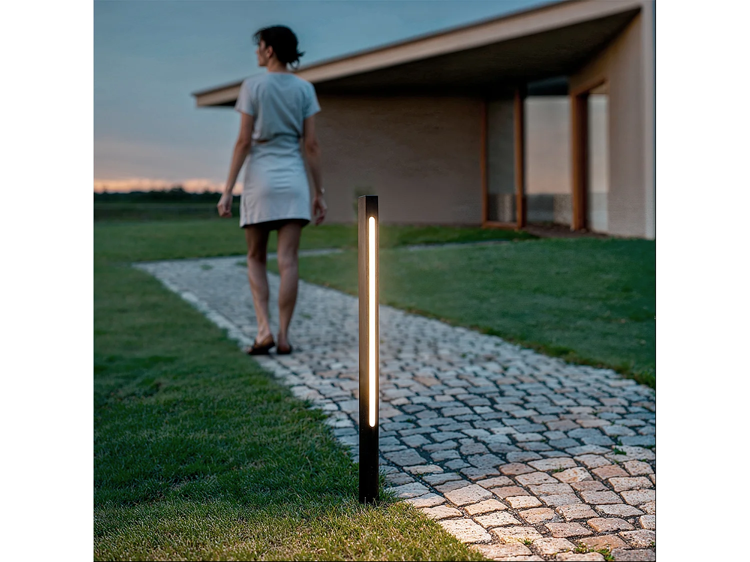 Balise Extérieur LED 12-24W 80-160 cm avec pique Calax 800 mm