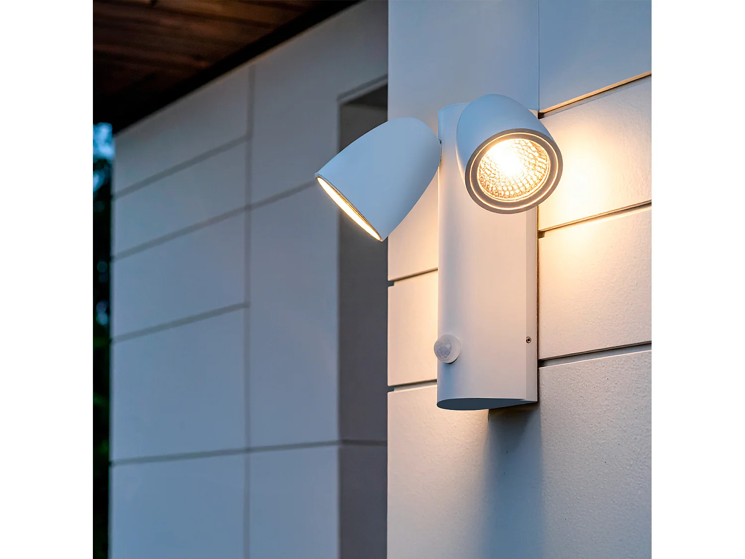 Applique da Parete per Esterni LED 12W Alluminio con Sensore di Movimento PIR Abel Due Faretti Bianco