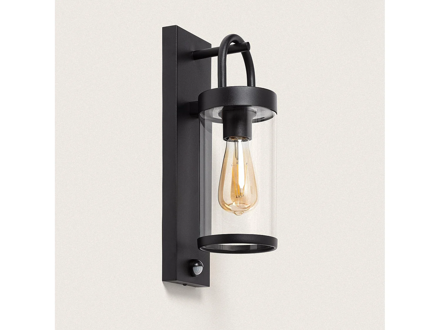 Aplique de Pared Exterior Benny con Sensor Movimiento PIR Negro